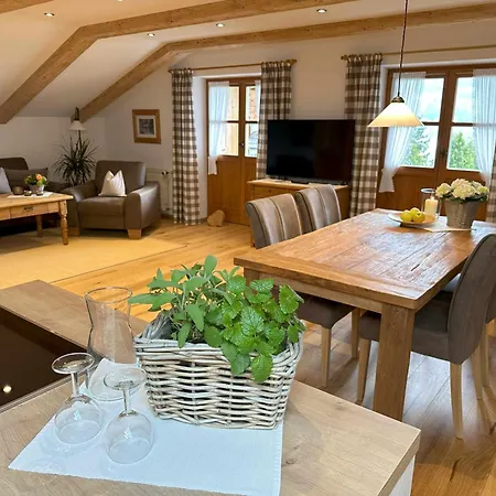 Apartment Schlosserhof Am Bad Wiessee